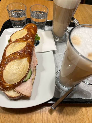 Opinii despre Bäckerei-Conditorei Fleischli AG Rümlang în Rümlang - Gastronomie und Hotellerie