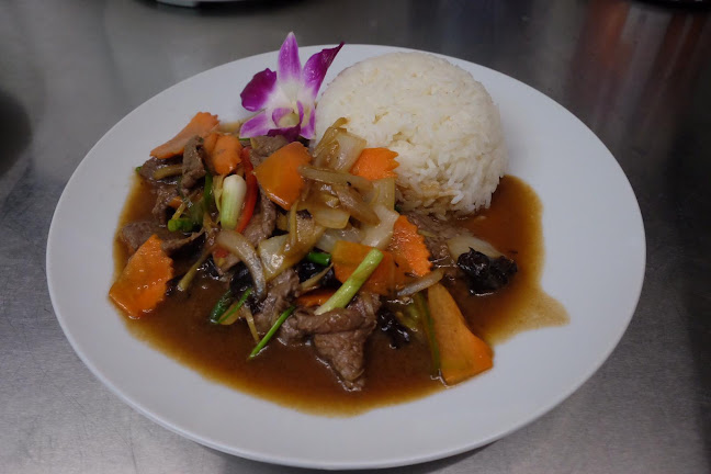 Opinii despre Lamai Thai Food în Yverdon-les-Bains - Gastronomie und Hotellerie