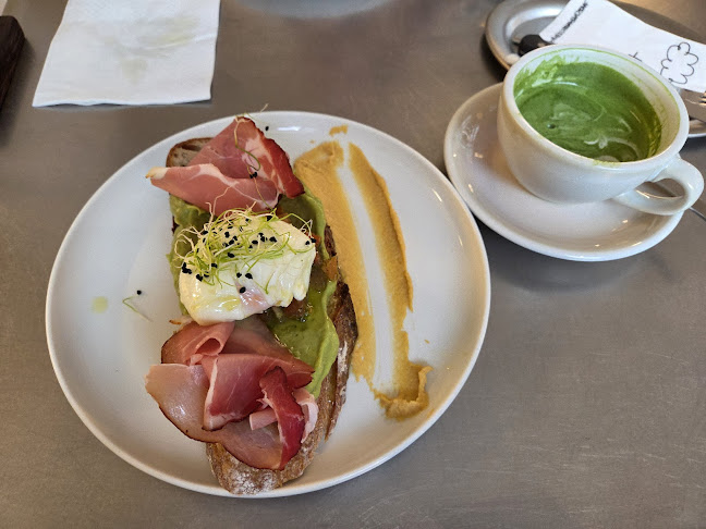 Opinii despre DRAFT. Coffee în Zürich - Gastronomie und Hotellerie