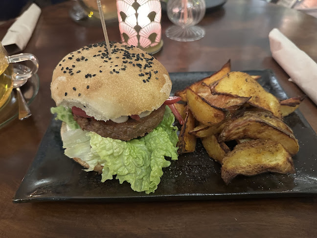 Bd de la Cluse 20, 1205 Genève