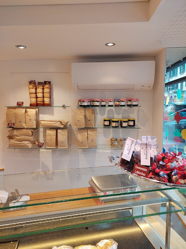 Bäckerei-Confiserie-Glacerie Lienhart AG - Huttwil