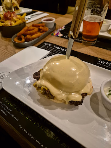 Opinii despre O'Lé burger et tapas în Neuchâtel - Gastronomie und Hotellerie