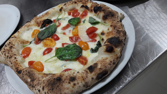 Opinii despre Pizzeria La Vita în Rothenburg - Gastronomie und Hotellerie