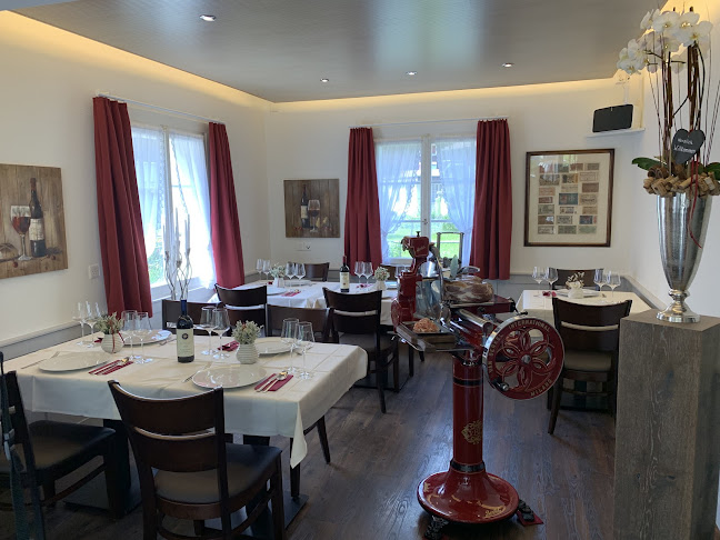 Opinii despre Die Weinstube pane e vino în Sachseln - Gastronomie und Hotellerie