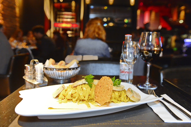 Opinii despre PLAN B Lausanne în Lausanne - Gastronomie und Hotellerie