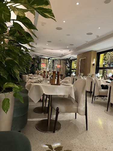 Silk - Restaurant & Bar - Gastronomie und Hotellerie