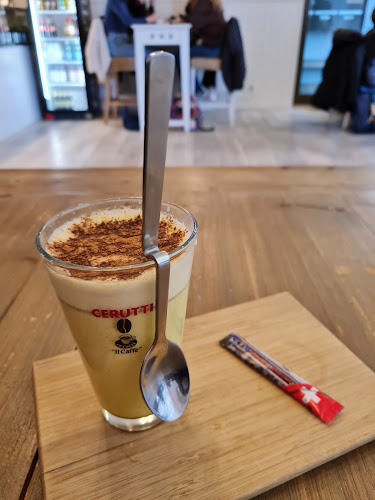 Comentarii opinii despre Frojo Cafe