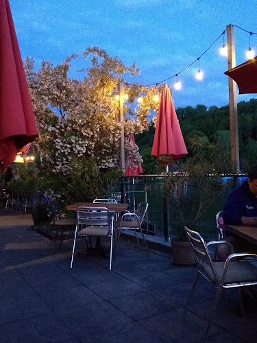 Vivi Kola Bar - Gastronomie und Hotellerie