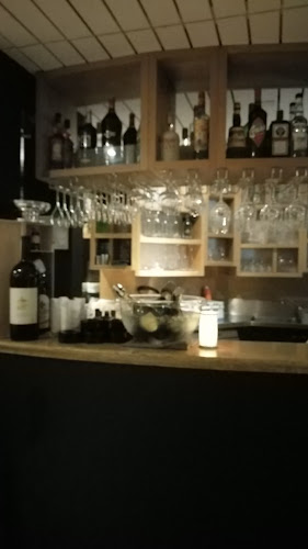 Cça - Gastronomie und Hotellerie