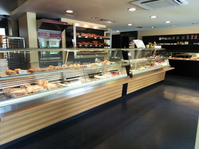 Comentarii opinii despre Wälchli Bäckerei-Konditorei-Confiserie GmbH