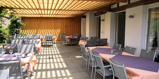 Opinii despre Wirtshus zum Wyberg în Freienstein-Teufen - Gastronomie und Hotellerie