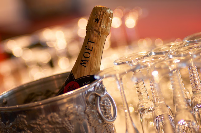 Opinii despre Hotel und Restaurant Rössli Stansstad AG în Sarnen - Gastronomie und Hotellerie