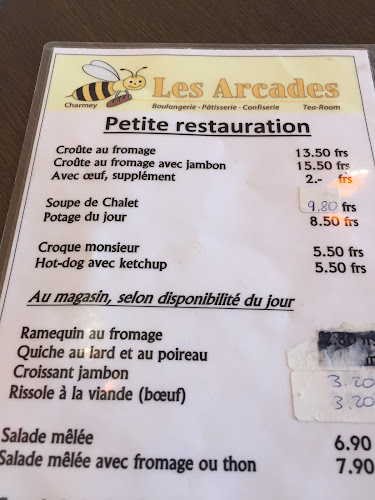 Opinii despre Bakery - Tea-Room Les Arcades Sàrl în Charmey - Gastronomie und Hotellerie