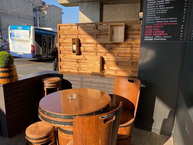 Comentarii opinii despre La Taverne Bar a Vins et Tapas