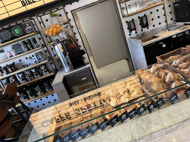 Bahnhof, Bahnhofstrasse 2, 2502 Biel