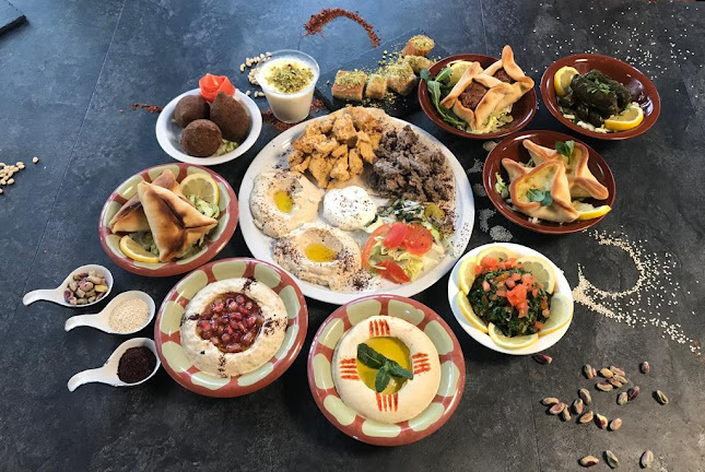 Comentarii opinii despre Byblos Restaurant Libanais