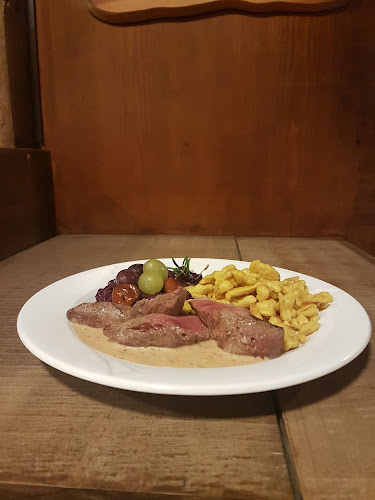 Opinii despre Restaurant Höllenwein în Salgesch - Gastronomie und Hotellerie