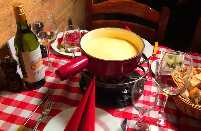 Opinii despre Europa Restaurant & Piano Bar în Zürich - Gastronomie und Hotellerie