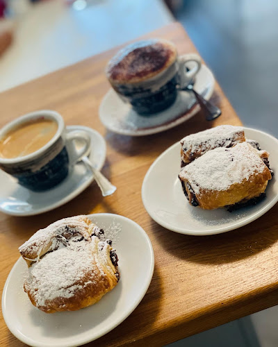 Opinii despre Café Sapori vegan în Schaffhausen - Gastronomie und Hotellerie