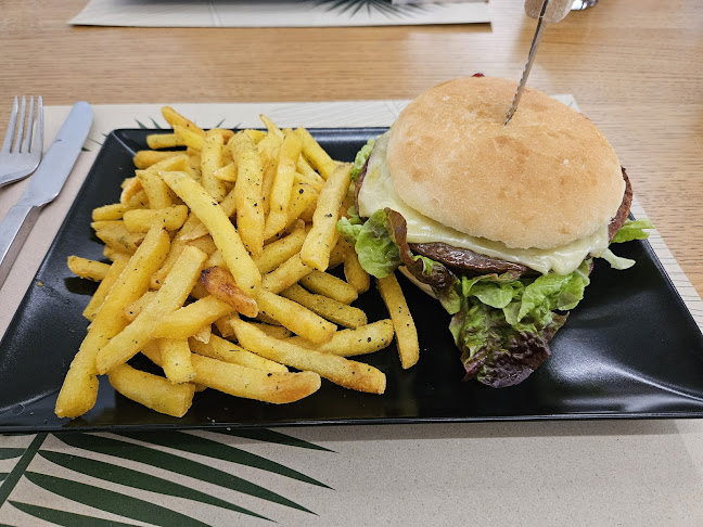 Seestrasse 37, 2572 Sutz-Lattrigen