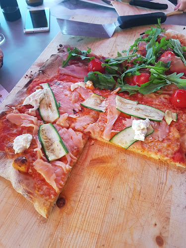 Comentarii opinii despre Mondo Caffè