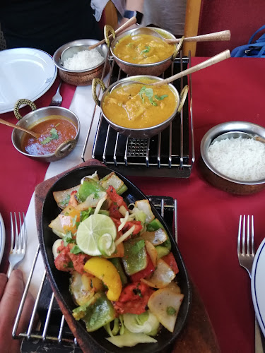 Restaurant Taj Mahal - Indian Restaurant - Ennetbaden