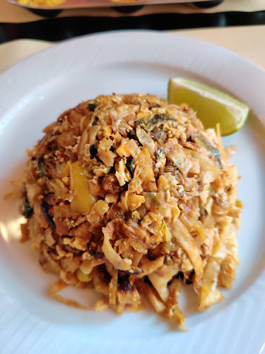 Don't Worry Eat Curry