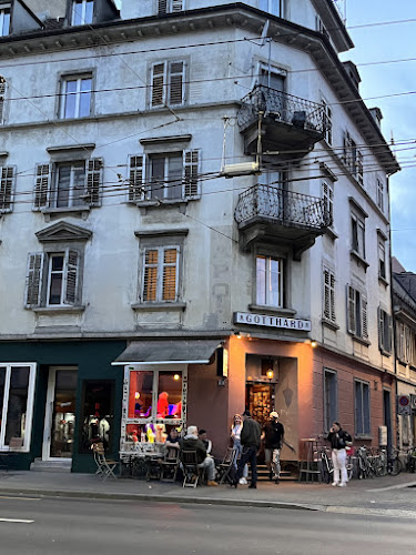 Comentarii opinii despre Gotthard Bar