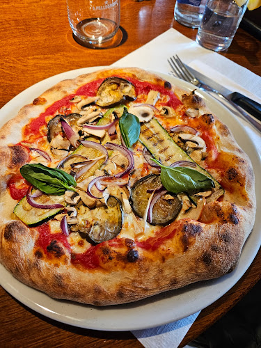 Lo Spaghetto 1585 Salavaux - Gastronomie und Hotellerie