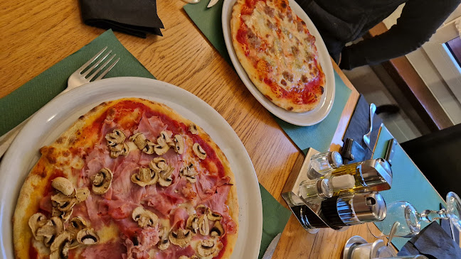Ristorante Pizzeria Testarossa - Gastronomie und Hotellerie