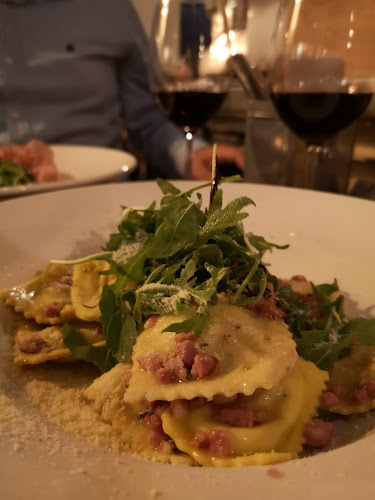 Comentarii opinii despre PASTARAZZI Hirschengraben