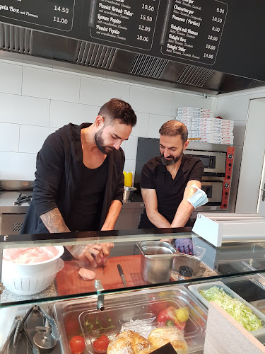 Comentarii opinii despre Weroz Imbiss Café.