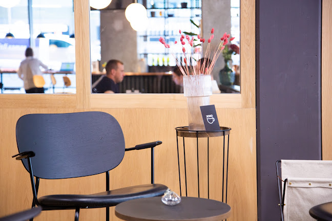 XOXO Café Bar - Gastronomie und Hotellerie