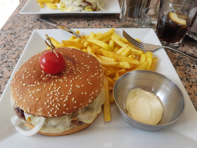 Café Restaurant Treff