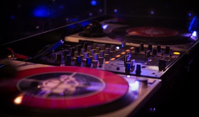 Comentarii opinii despre Vibez