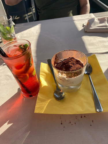 Opinii despre LA BARCA Fusion Restaurant and Lounge Locarno în Locarno - Gastronomie und Hotellerie