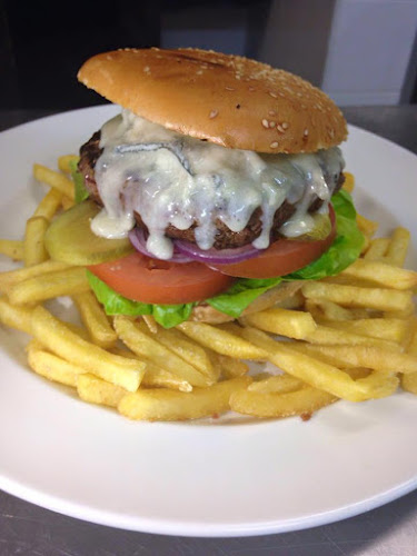 Comentarii opinii despre The Trinity Irish Pub