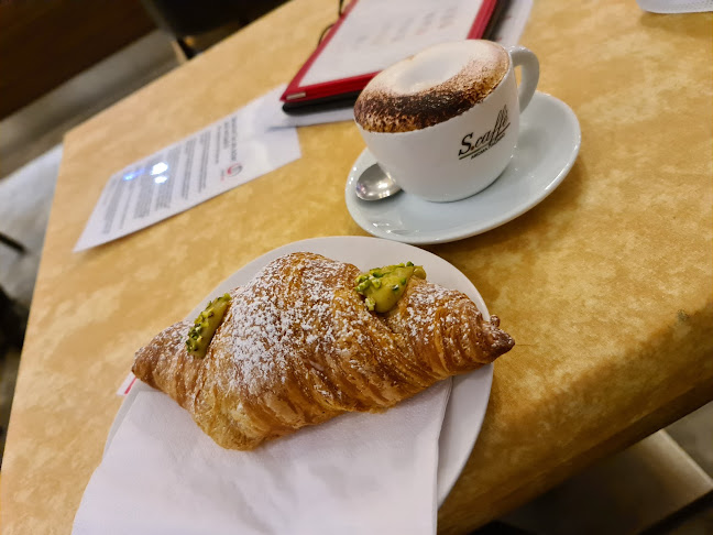 Angolo Dolce • Caffé-Bar • Pasticceria • Gelateria • Ristorante - Liestal