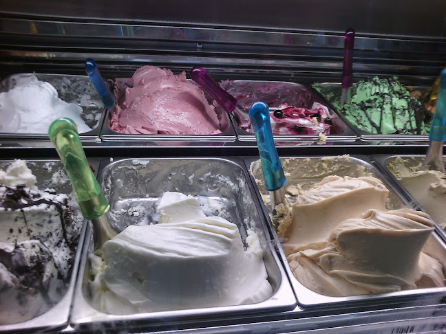 Opinii despre Gelateria Intrigo în Horgen - Gastronomie und Hotellerie