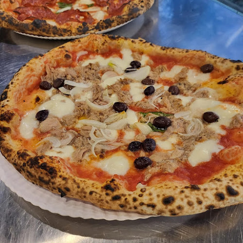 Opinii despre Napolicious Romano în Möhlin - Gastronomie und Hotellerie