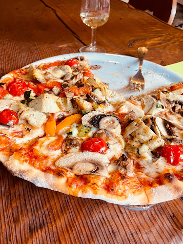 Opinii despre Fiesta Bar, Dany Manta în Bovernier - Gastronomie und Hotellerie