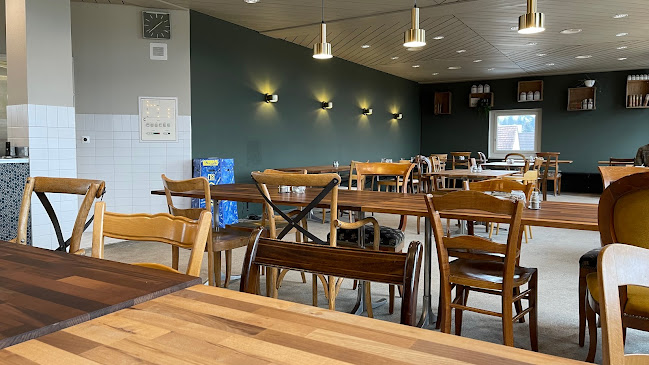 Comentarii opinii despre Restaurant & Café (Stiftung Wetterbaum)