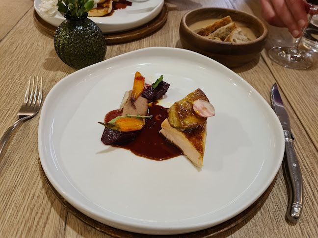 Jacques Restaurant - Gastronomie und Hotellerie