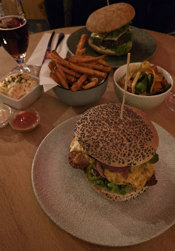 Opinii despre Restaurant Stickerei în St. Gallen - Gastronomie und Hotellerie