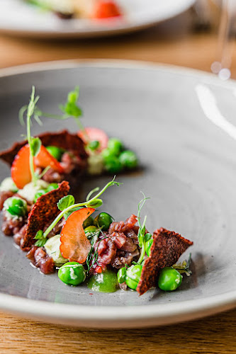 Huusbeiz - Gastronomie und Hotellerie