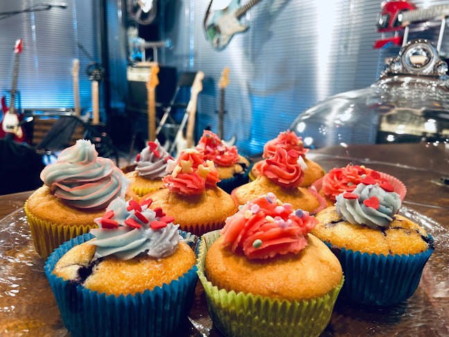 Comentarii opinii despre Lo Snag Bar by Bar & Guitars