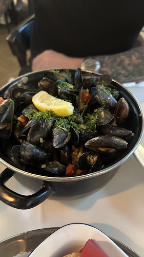 Comentarii opinii despre Brasserie LOK