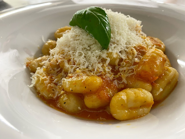 Pietro Al Pantheon - Gastronomie und Hotellerie