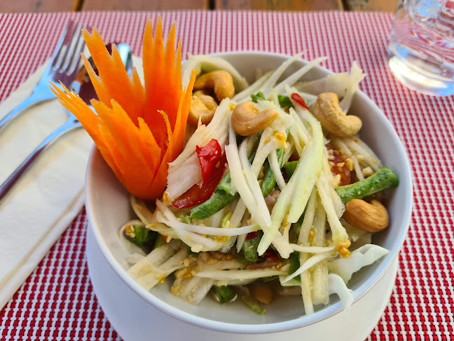 Comentarii opinii despre Siam Square Restaurant & BAR