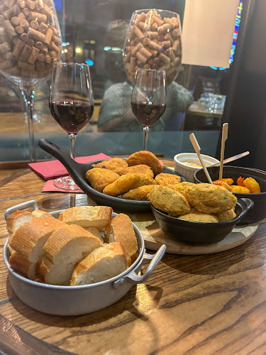 La Taverne Bar a Vins et Tapas - Geneva